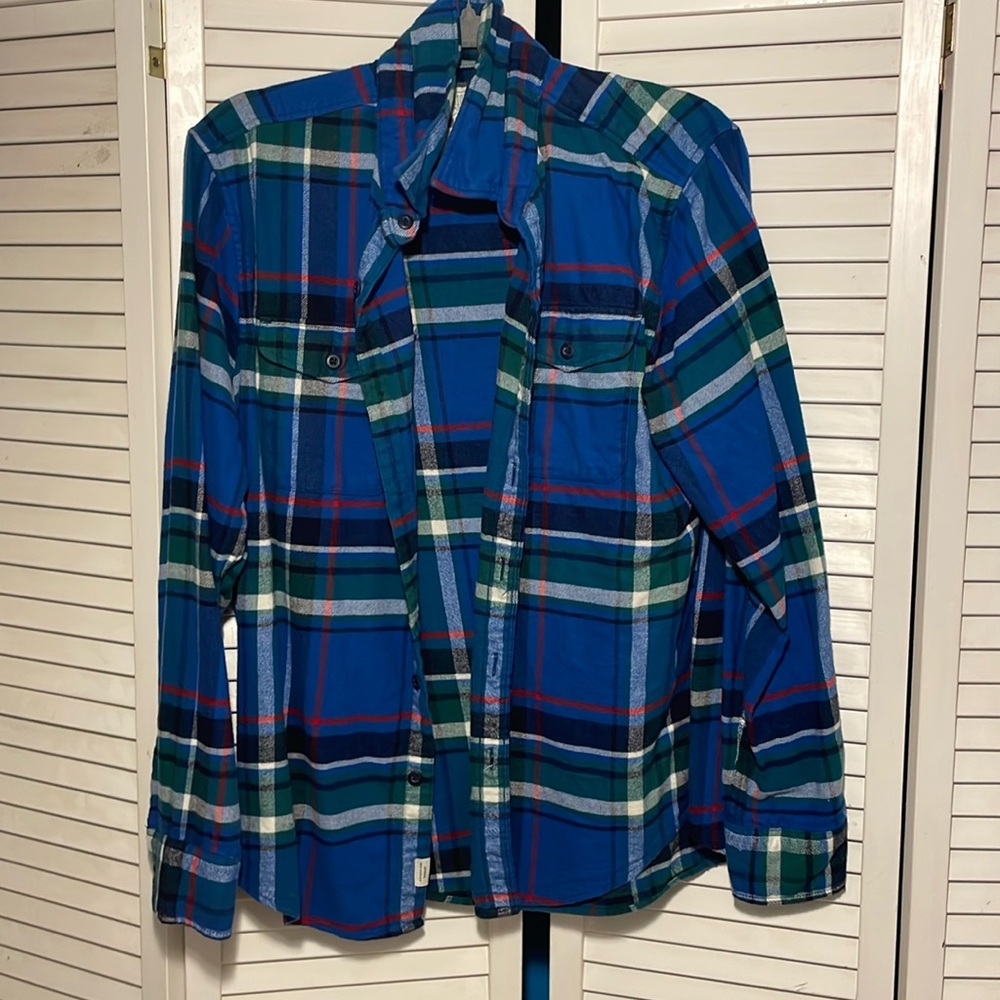 Medium Flannel (Blue, Red, Green)